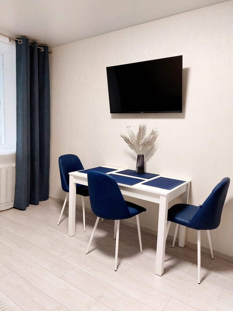 Свежая 2-комнатная квартира в центре Apartment in Ukraine