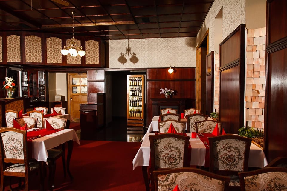 Restaurant/places to eat