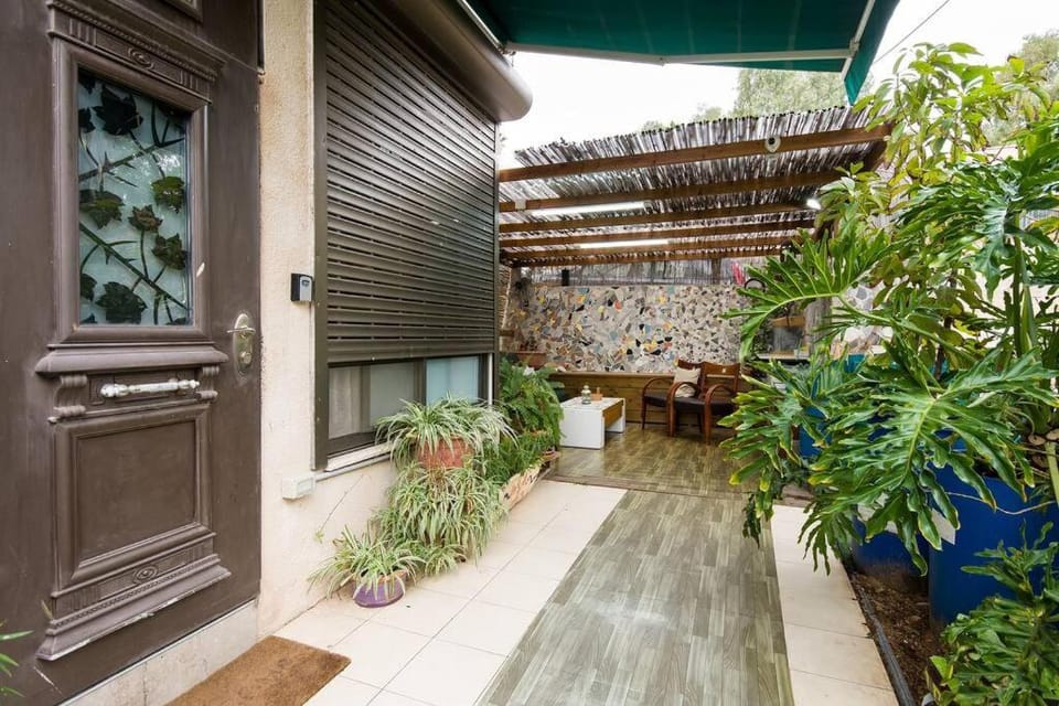 Property building, Patio, Garden, View (from property/room), Balcony/Terrace, Garden view