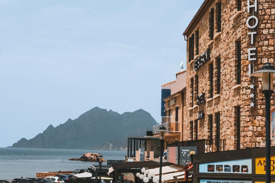 Property building, Day, Mountain view, Sea view