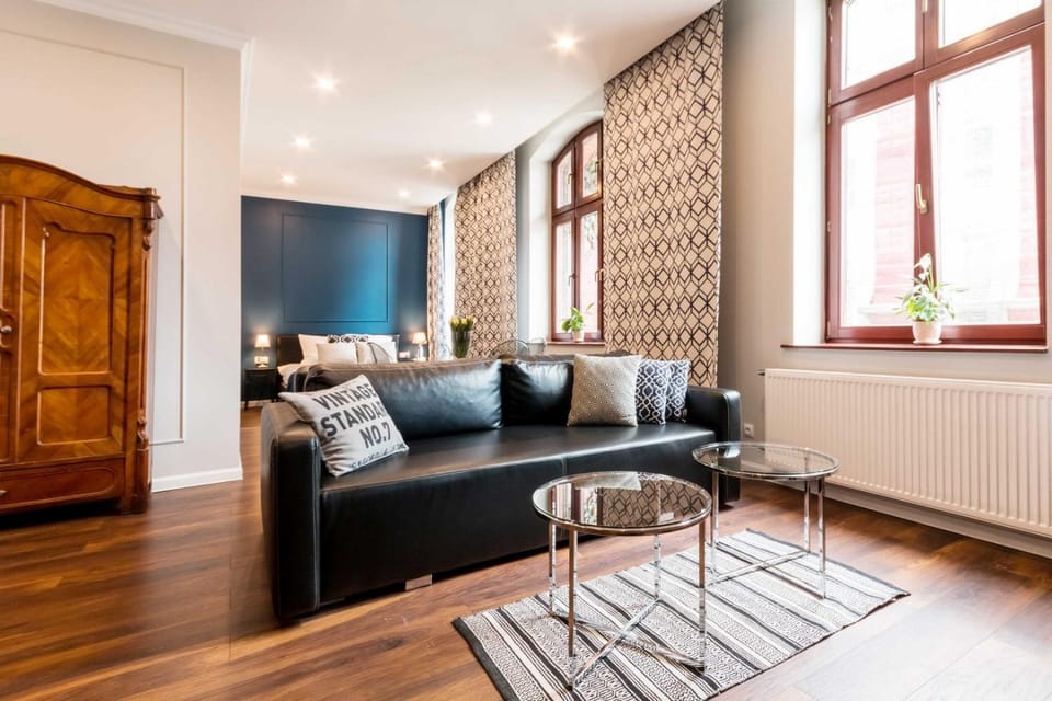 Living room, Seating area, Bedroom