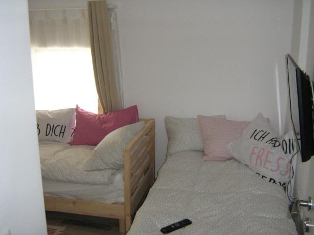 TV and multimedia, Bedroom