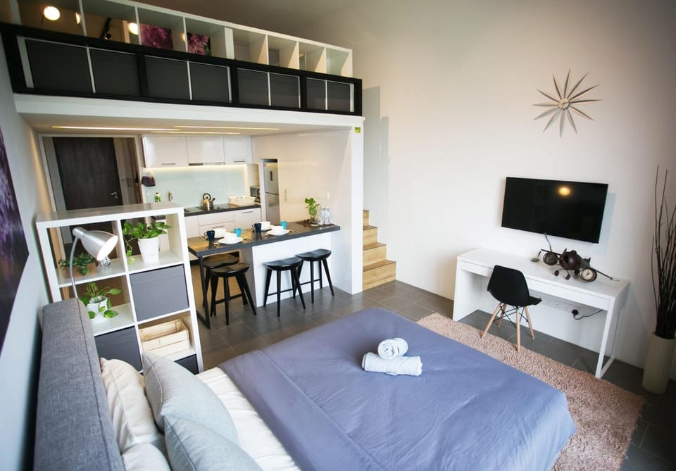 TV and multimedia, Living room, Seating area, Dining area, locker, minibar, kitchen