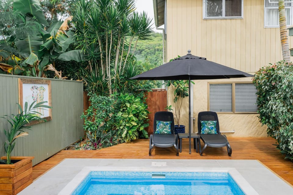 Day, Pool view, Swimming pool, sunbed, Internal: Not applicable to any particular room