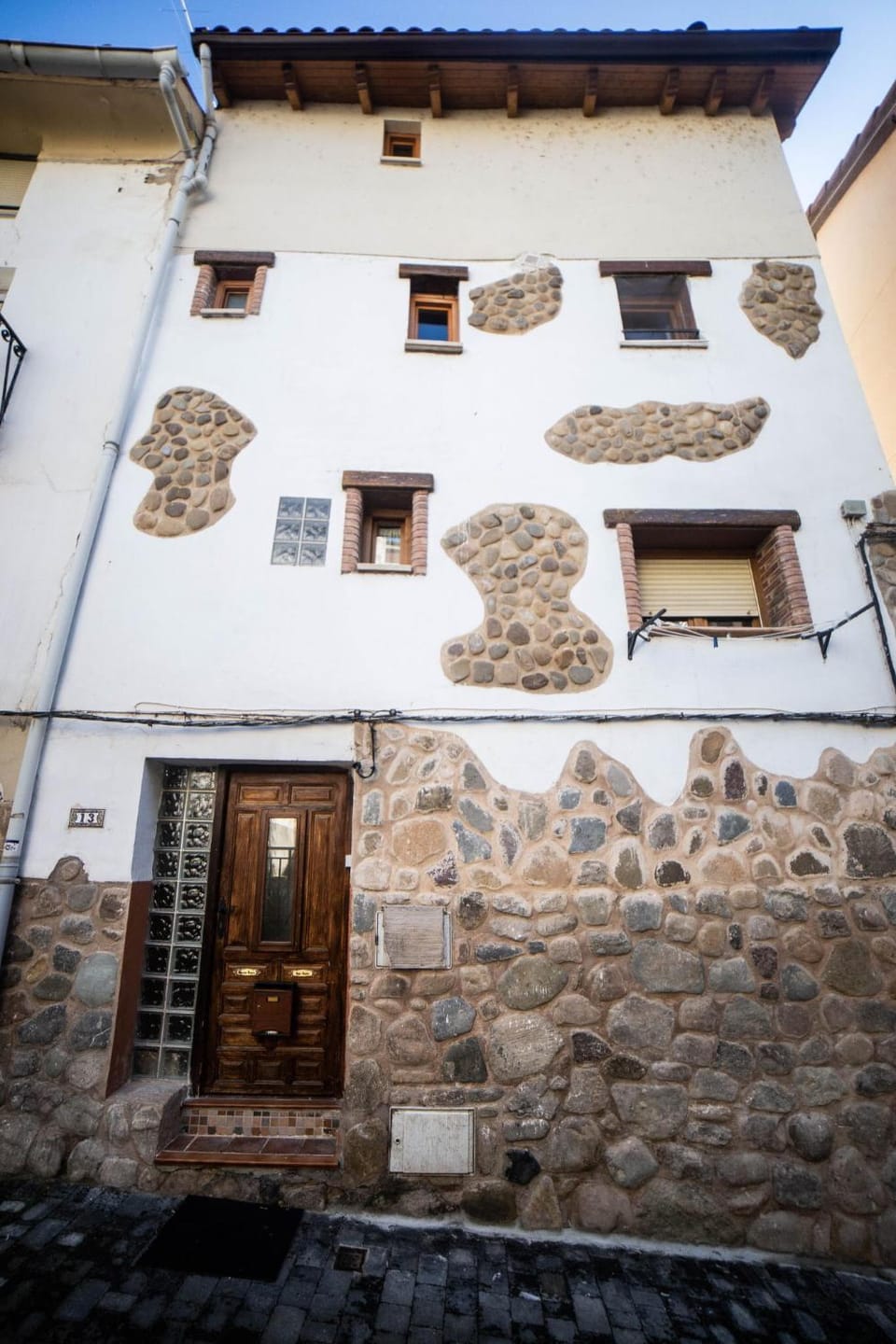 Property building, Facade/entrance