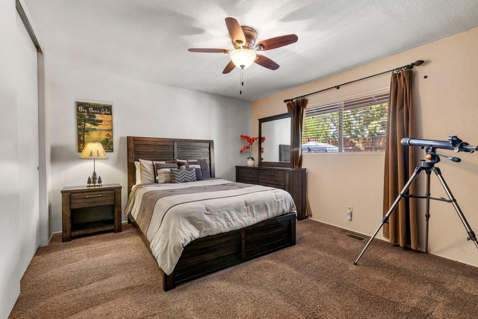 Bed, Bedroom