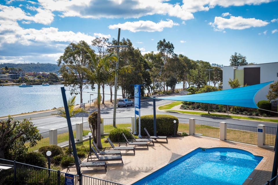 Lake view, Pool view, Swimming pool, Swimming pool