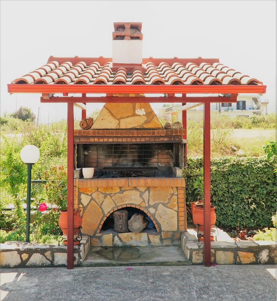 Georgia's Little Village Bed and Breakfast in Peloponnese, Western Greece and the Ionian