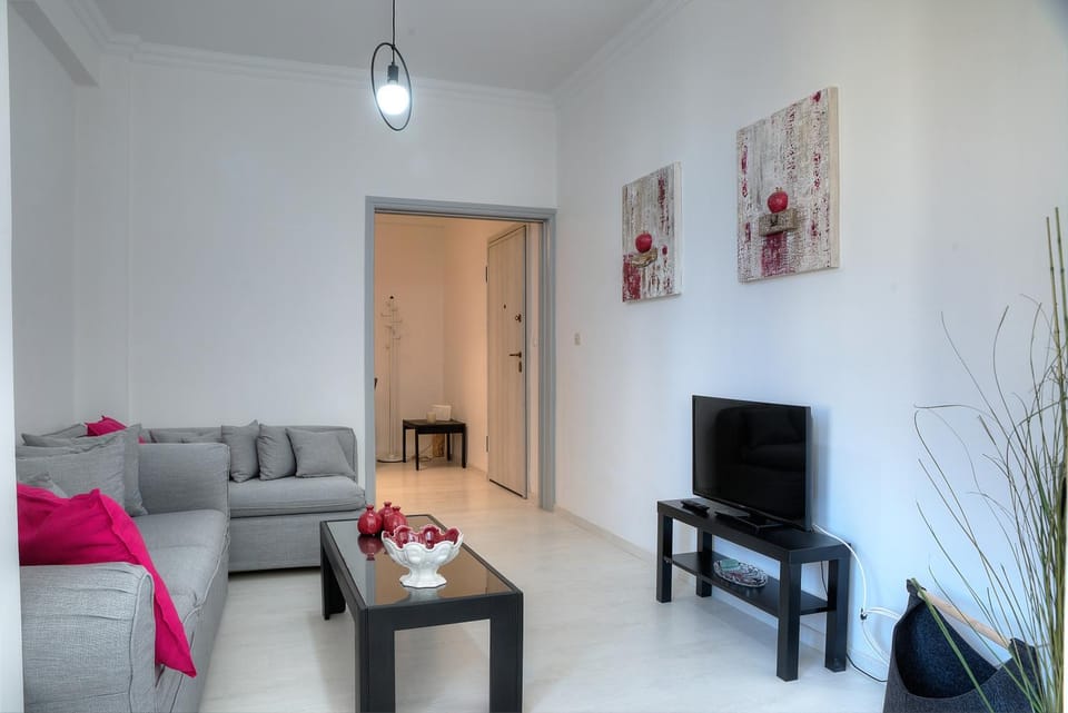 Cosy apartment in Glyfada center Apartment in South Athens