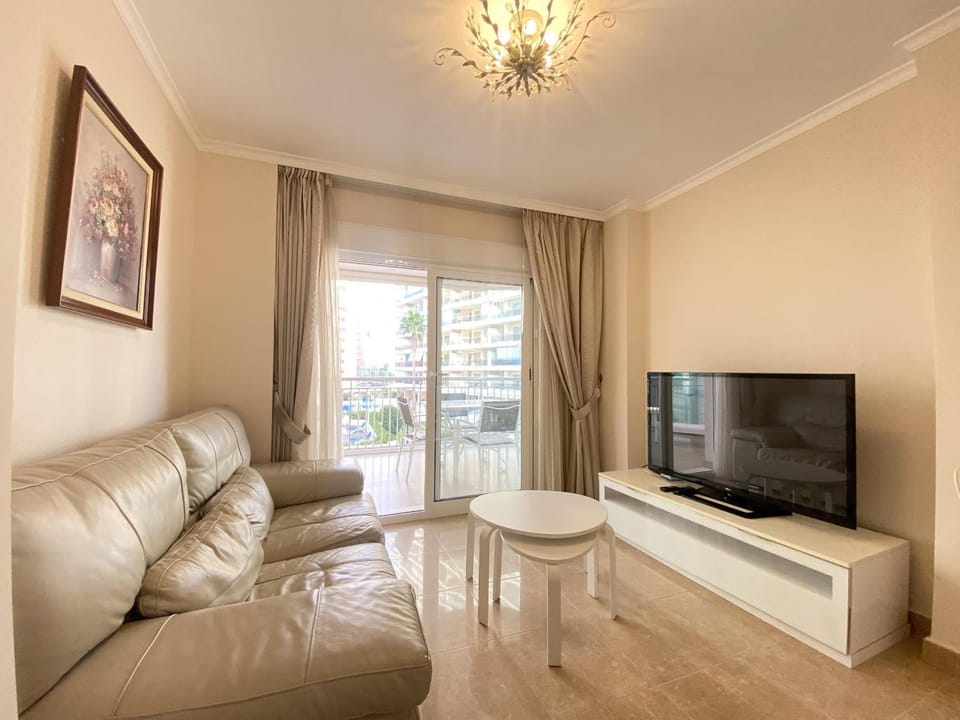 Communal lounge/ TV room, Living room