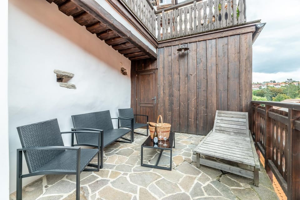Patio, Balcony/Terrace, Seating area