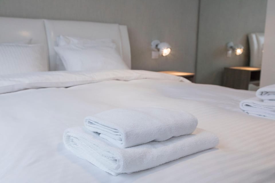 Bed, Other