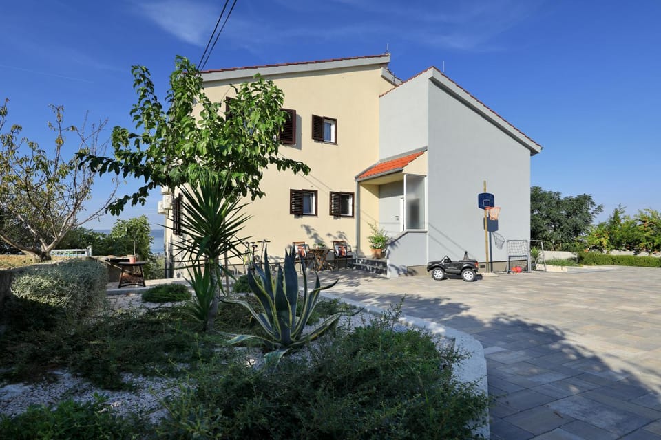 Patio, Garden
