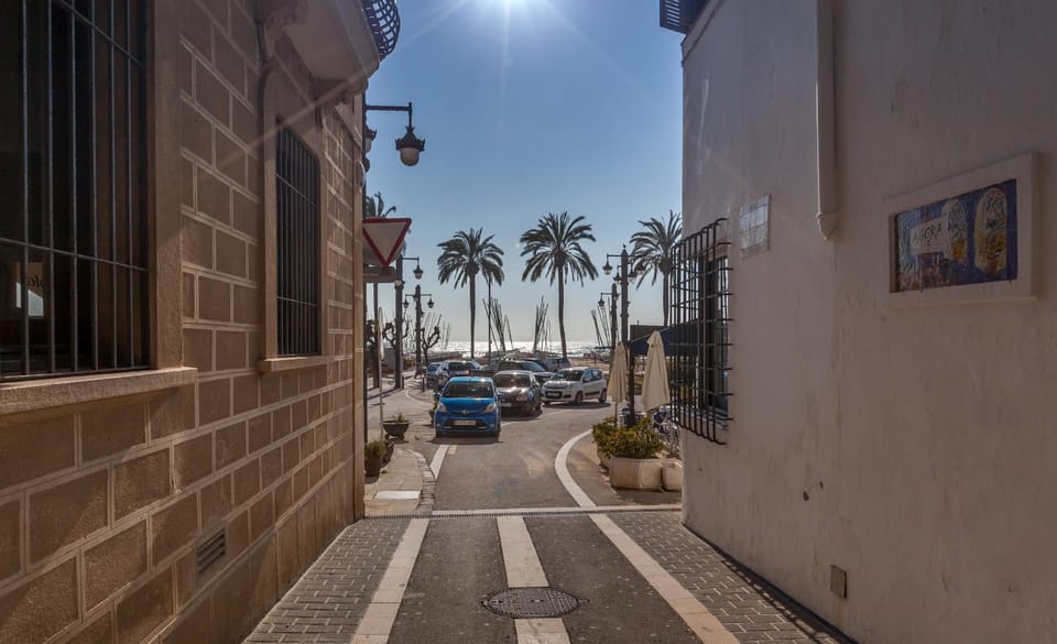Property building, Beach, Street view