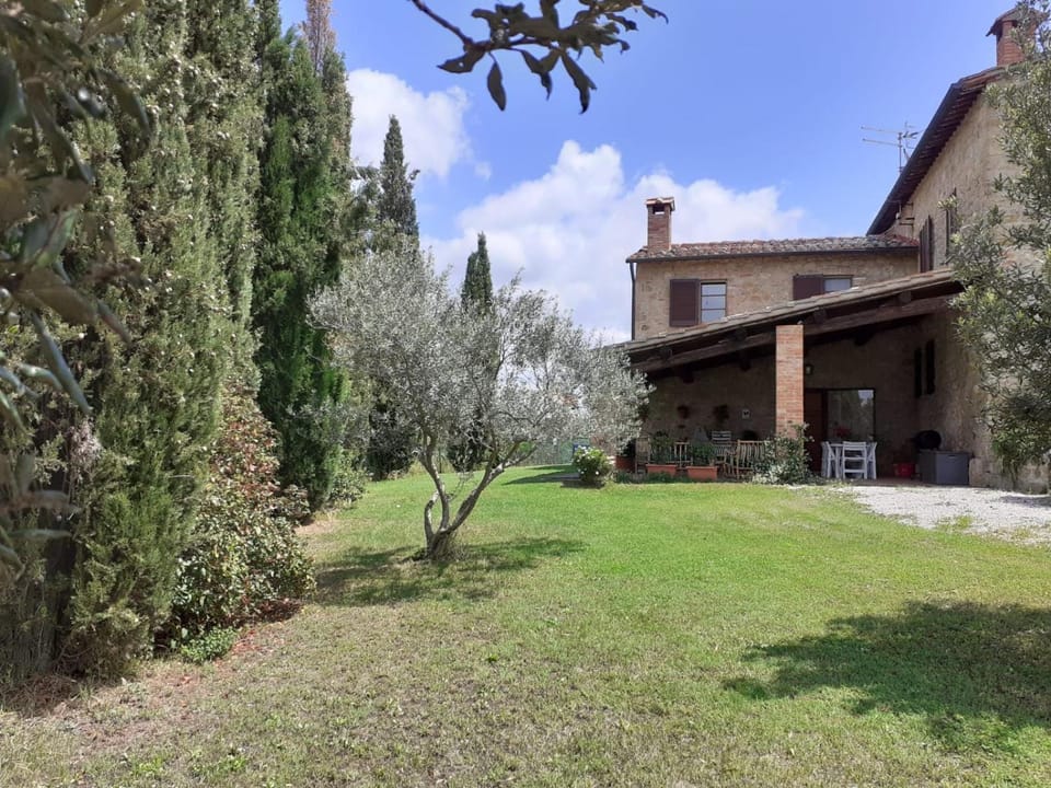Podere Cacchini Bed and Breakfast in Tuscany