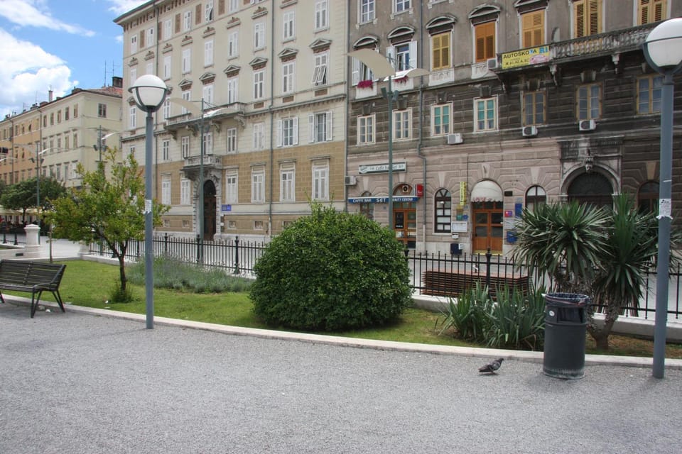 Property building, Street view