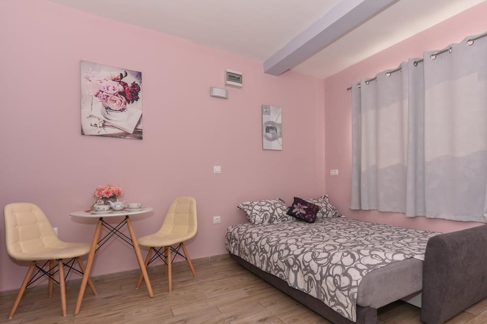 Studio Apartment Deluxe Bed and Breakfast in Makarska