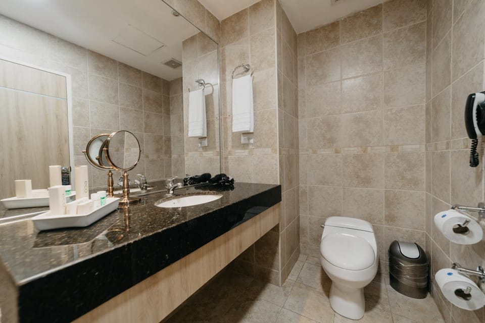 Toilet, Bathroom