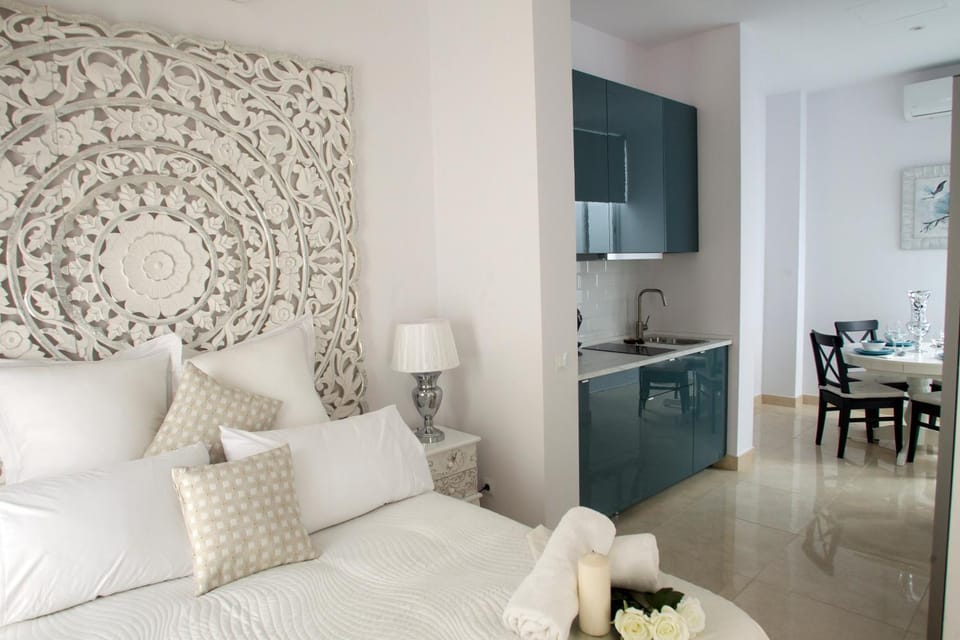View (from property/room), Dining area, Bedroom, Family