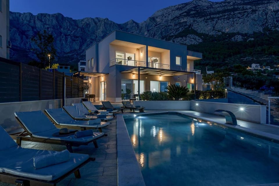 Villa Minkini by Makarska Exklusiv Villa in Makarska