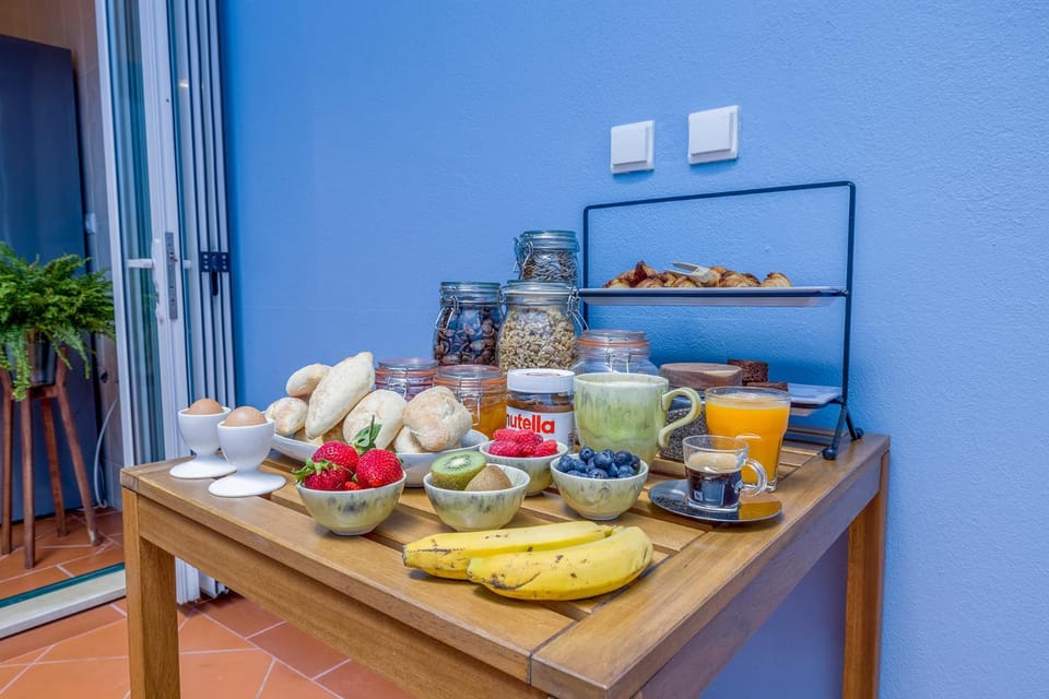 Breakfast, Continental breakfast