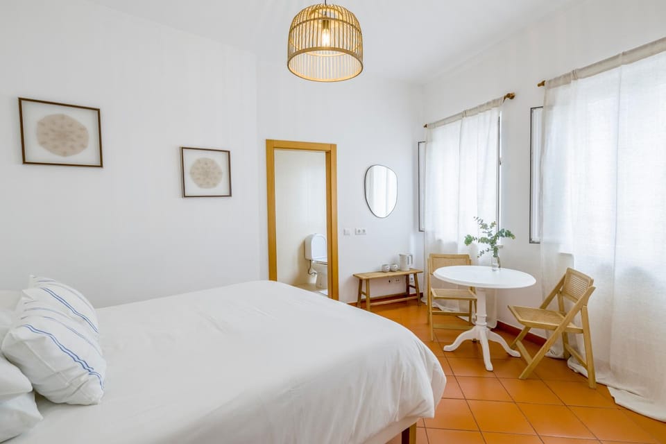 Seating area, Bedroom