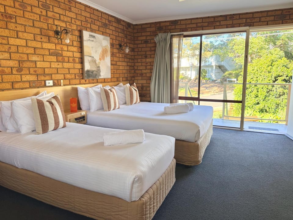 Bed, View (from property/room), Bedroom