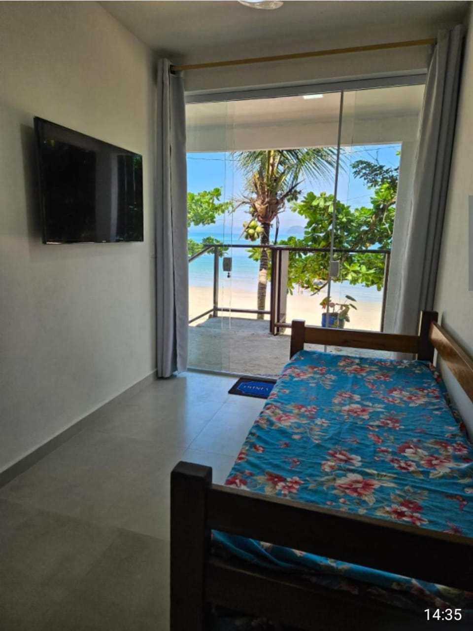 Chalés Pé na Areia - Ubatuba Chalet in State of Rio de Janeiro