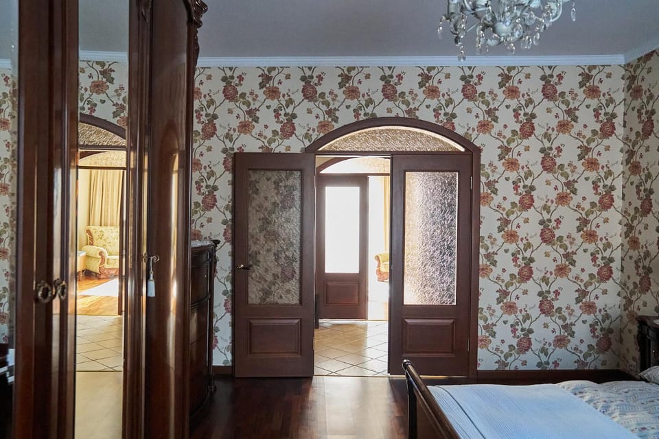 Bed, Photo of the whole room, Bedroom, wardrobe
