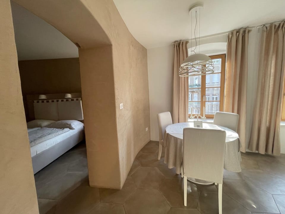 Rennweg 114 Apartment in Merano
