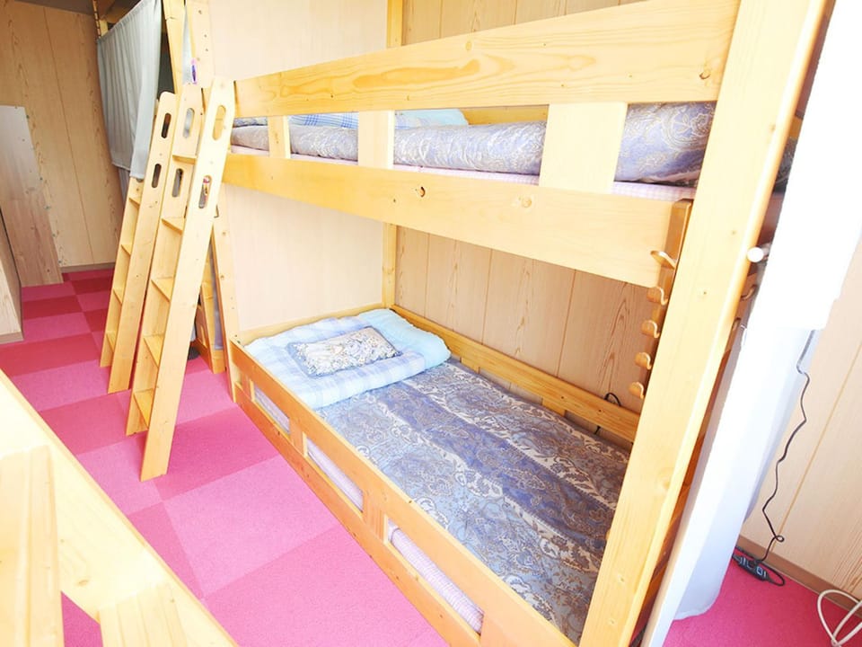 bunk bed