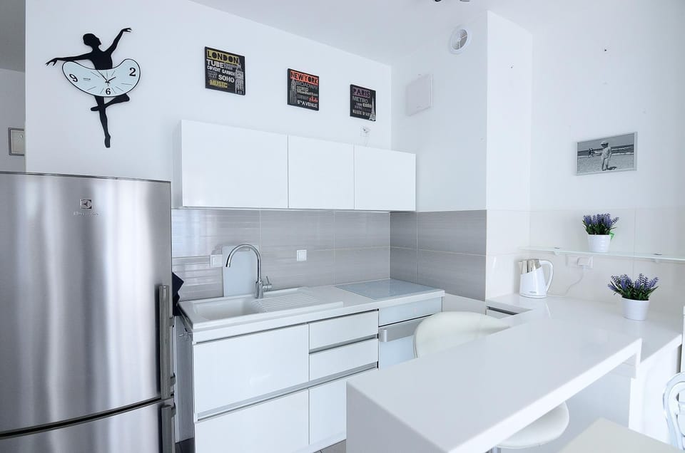 TV and multimedia, Kitchen or kitchenette, Seating area, Dining area