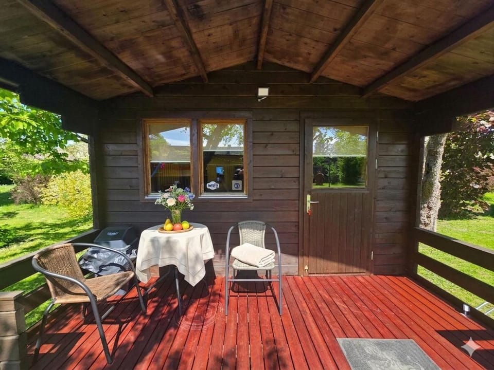 Cozy Summer House with Free Parking near Town Center & Beach House in Estonia