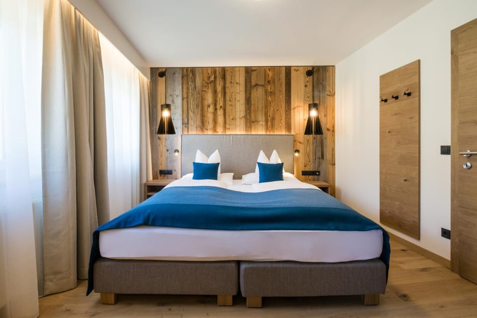 Photo of the whole room, Bedroom, On site