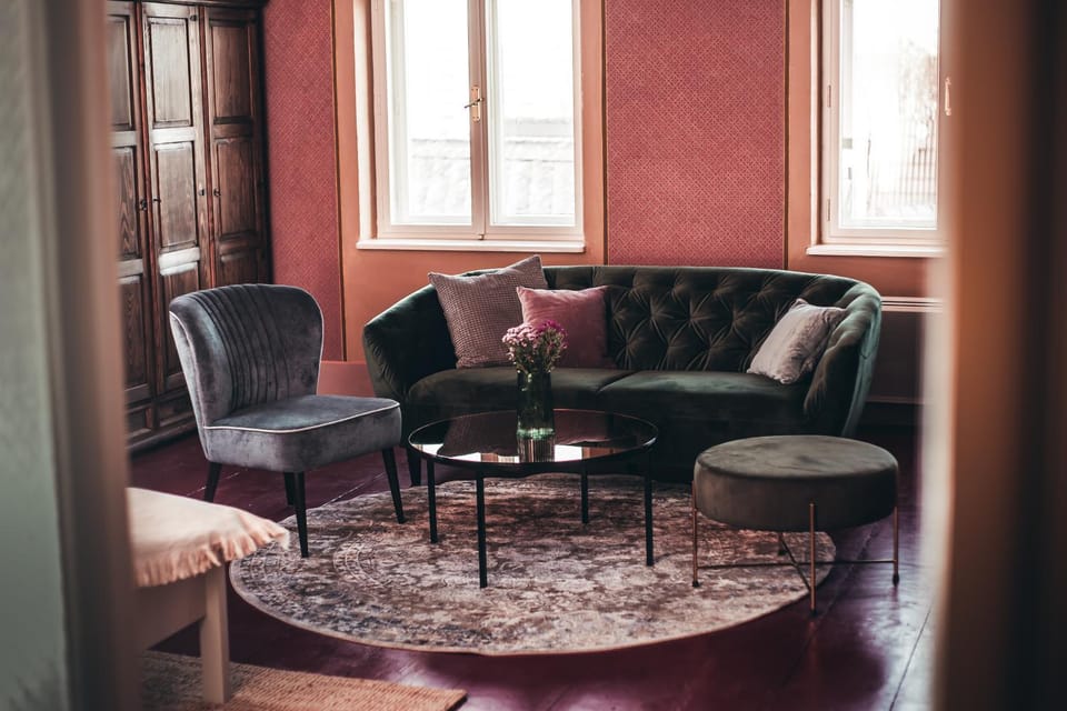 Living room, Seating area