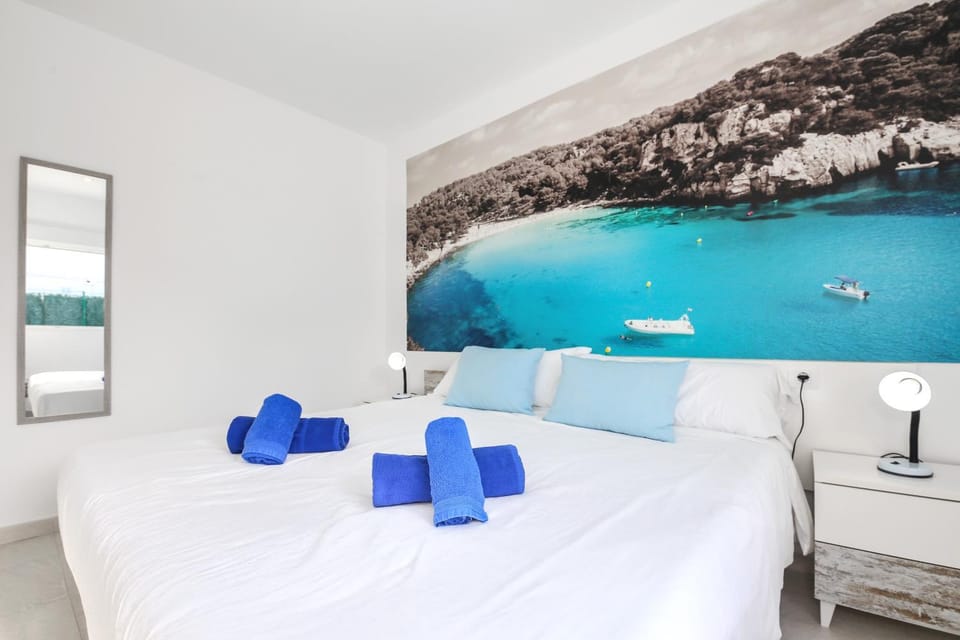 Property building, Living room, Bedroom, Swimming pool