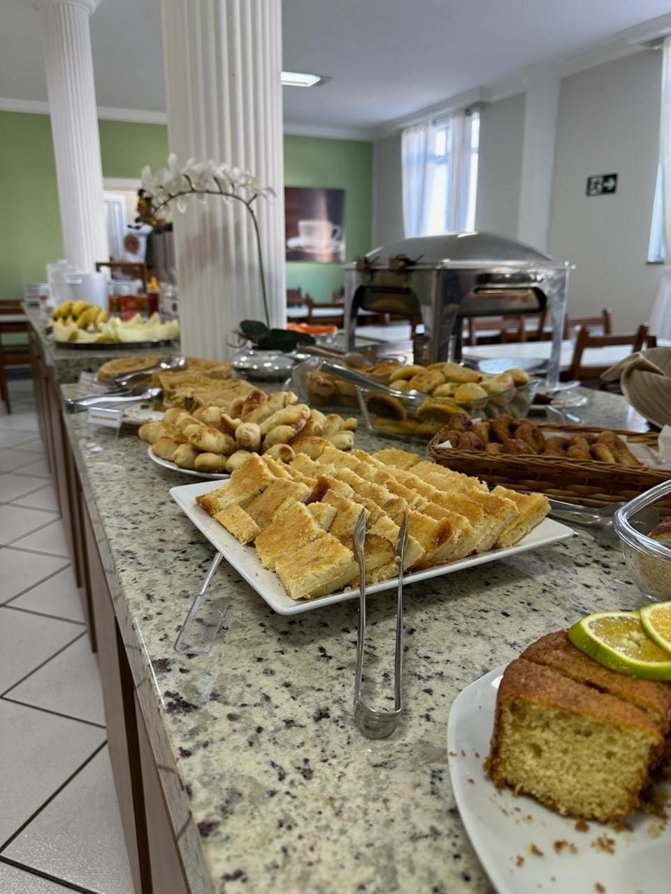 Breakfast, Buffet breakfast