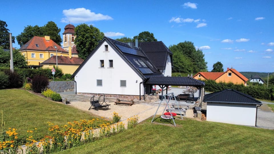 Property building, Summer, Garden, Garden view