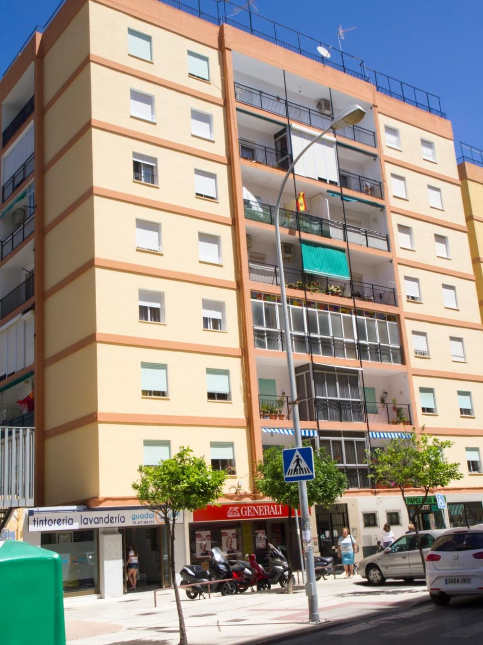 Property building, Facade/entrance
