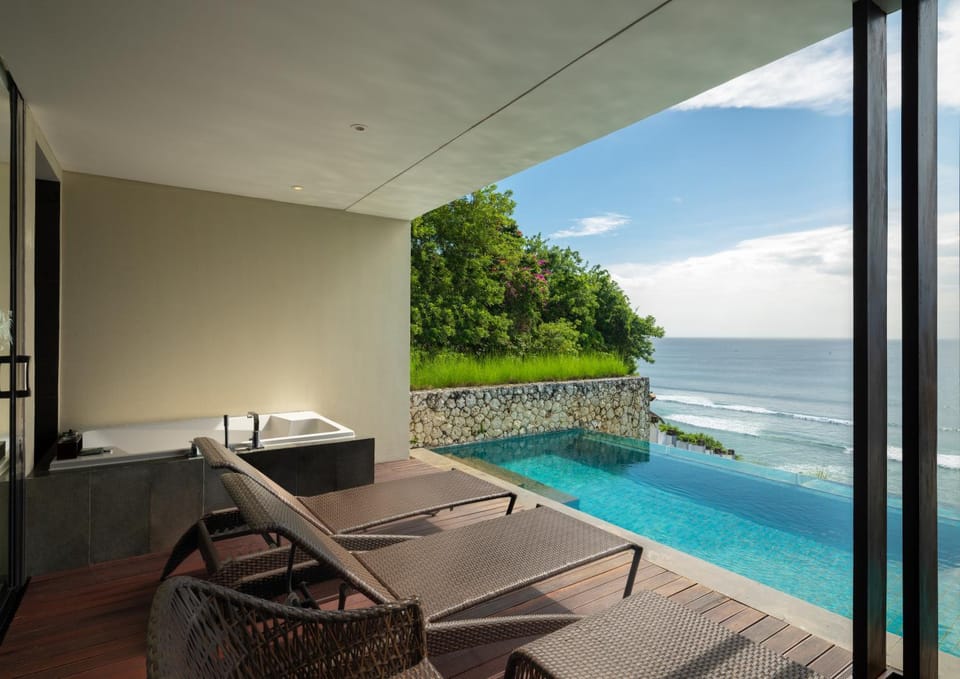 Pool view, Swimming pool