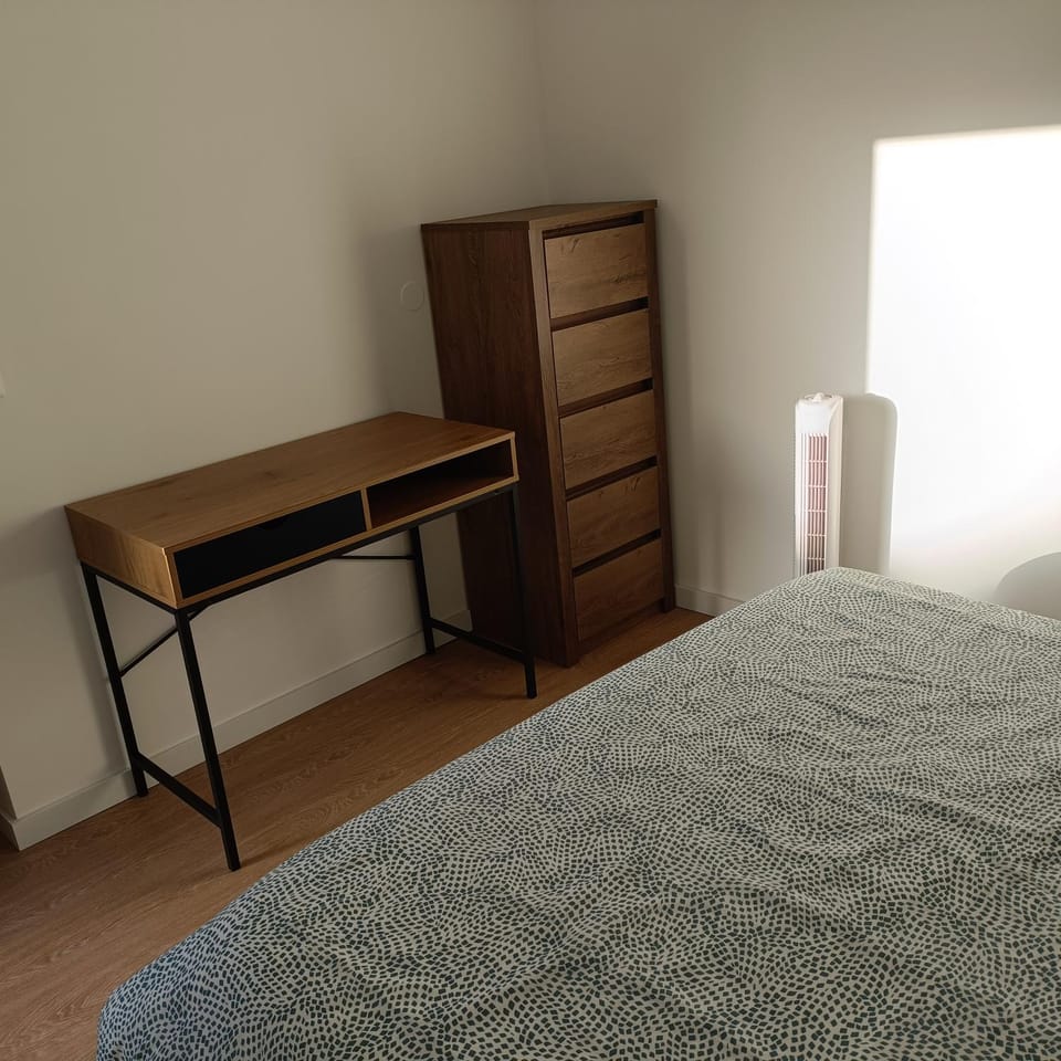 Bed, Photo of the whole room, Bedroom, hair dresser