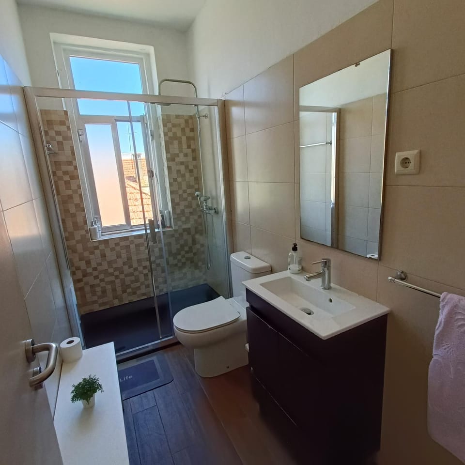 Guesthouse Monsanto Bed and Breakfast in Porto
