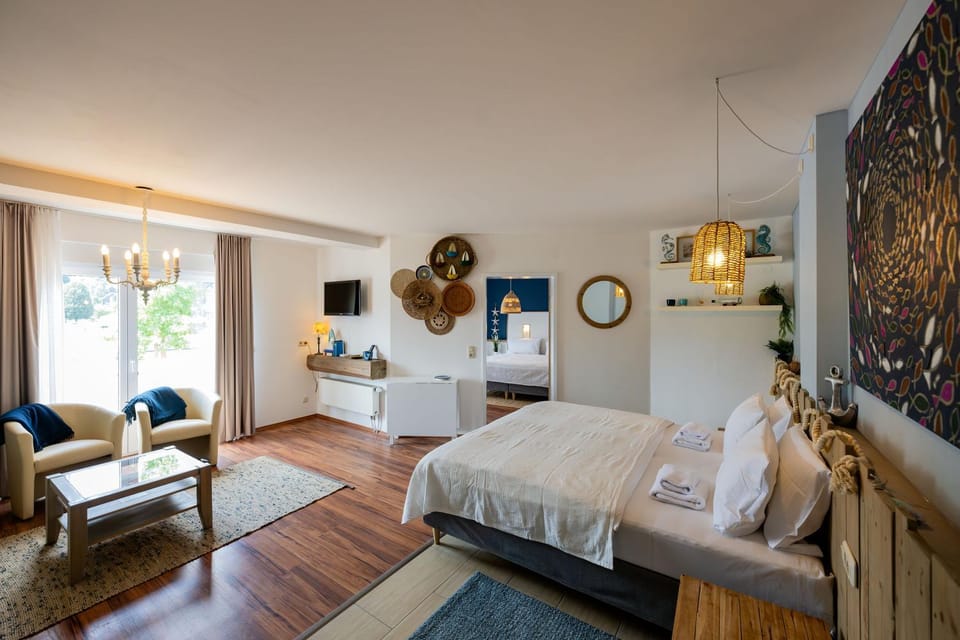 Bed, Living room, Seating area