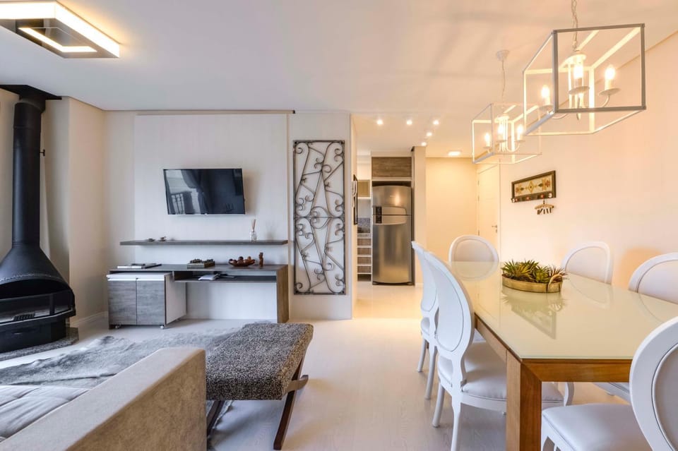 TV and multimedia, Dining area