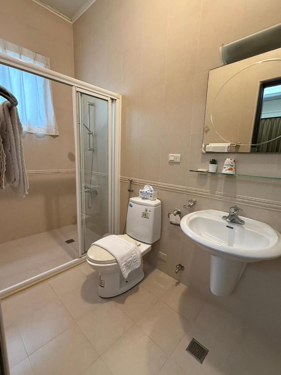 Toilet, Bathroom