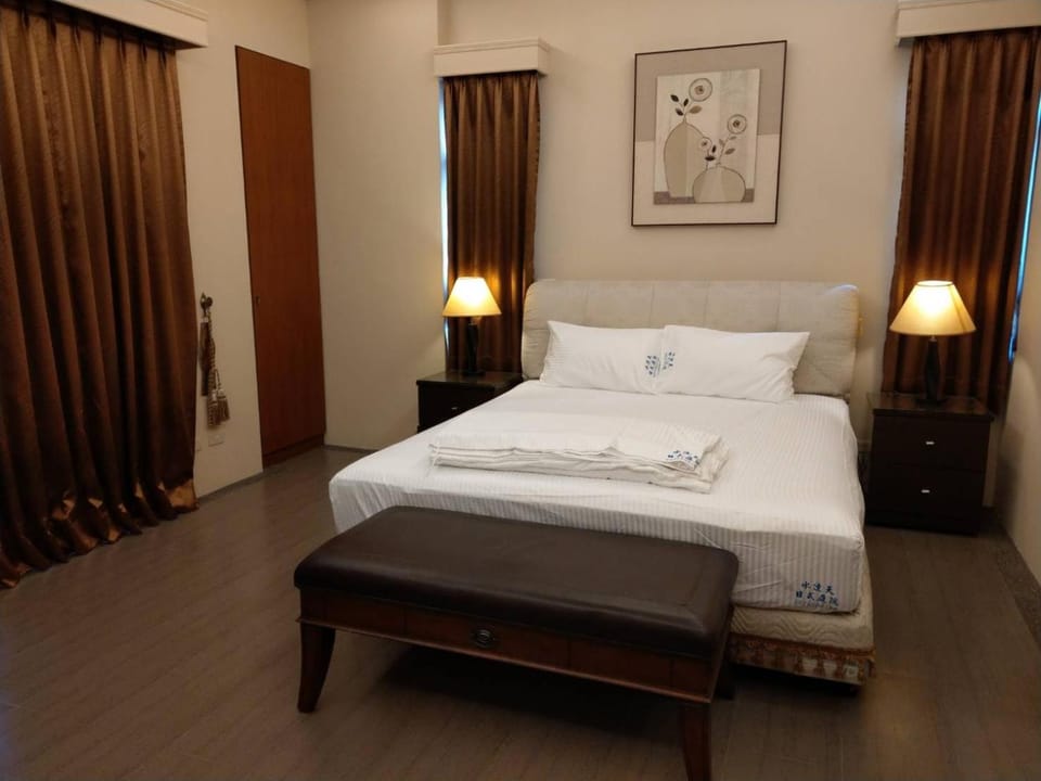 Bed, Photo of the whole room