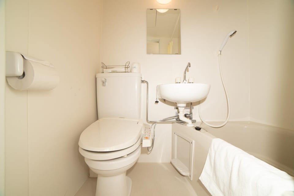 Shower, Toilet, Bathroom