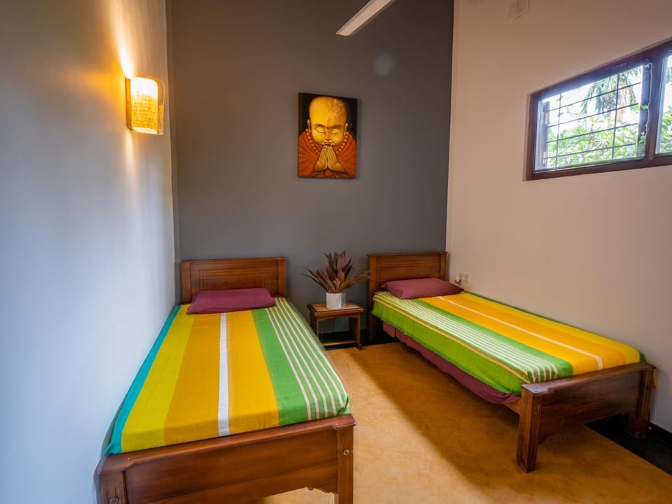 Bed, Bedroom, children, young children