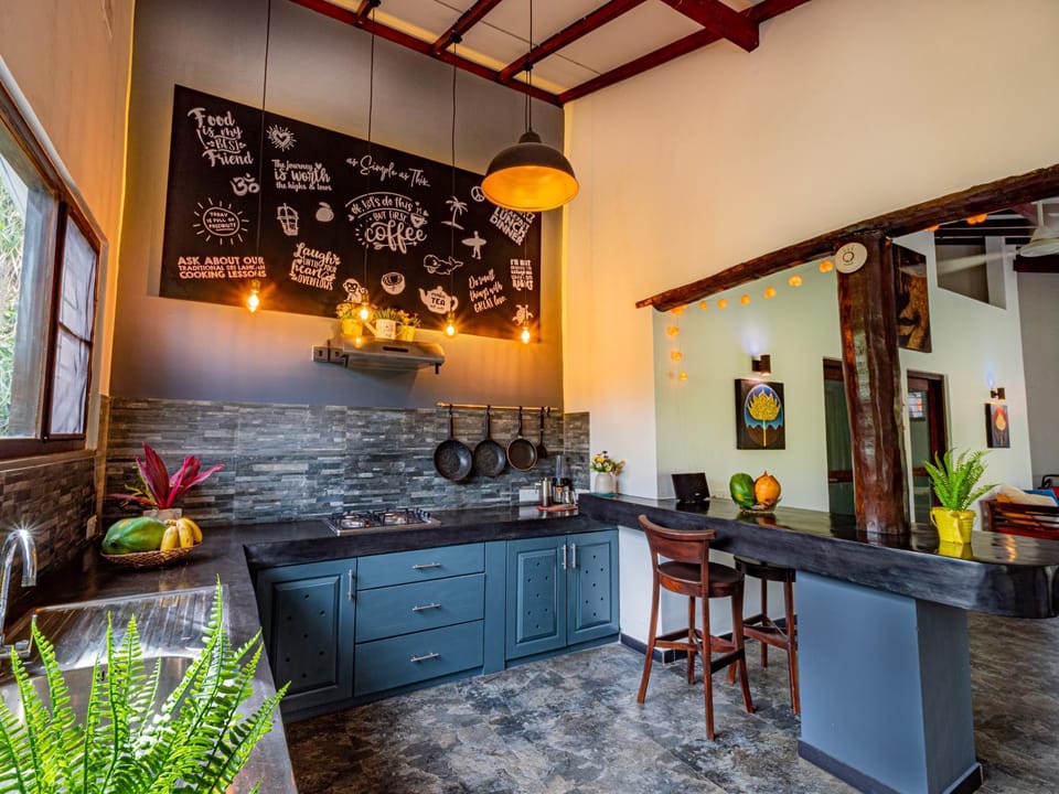 Breakfast, kitchen