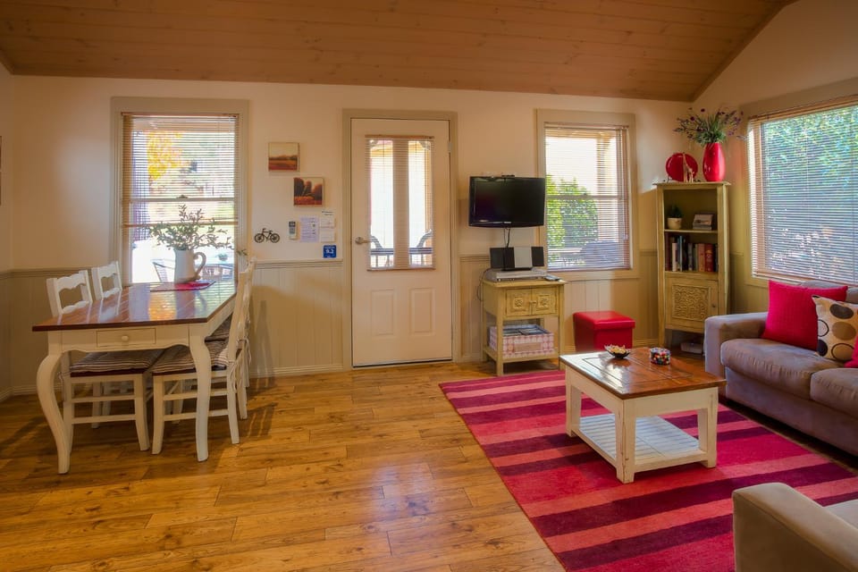 Autumn Affair Cottage 6 Apartment in Porepunkah